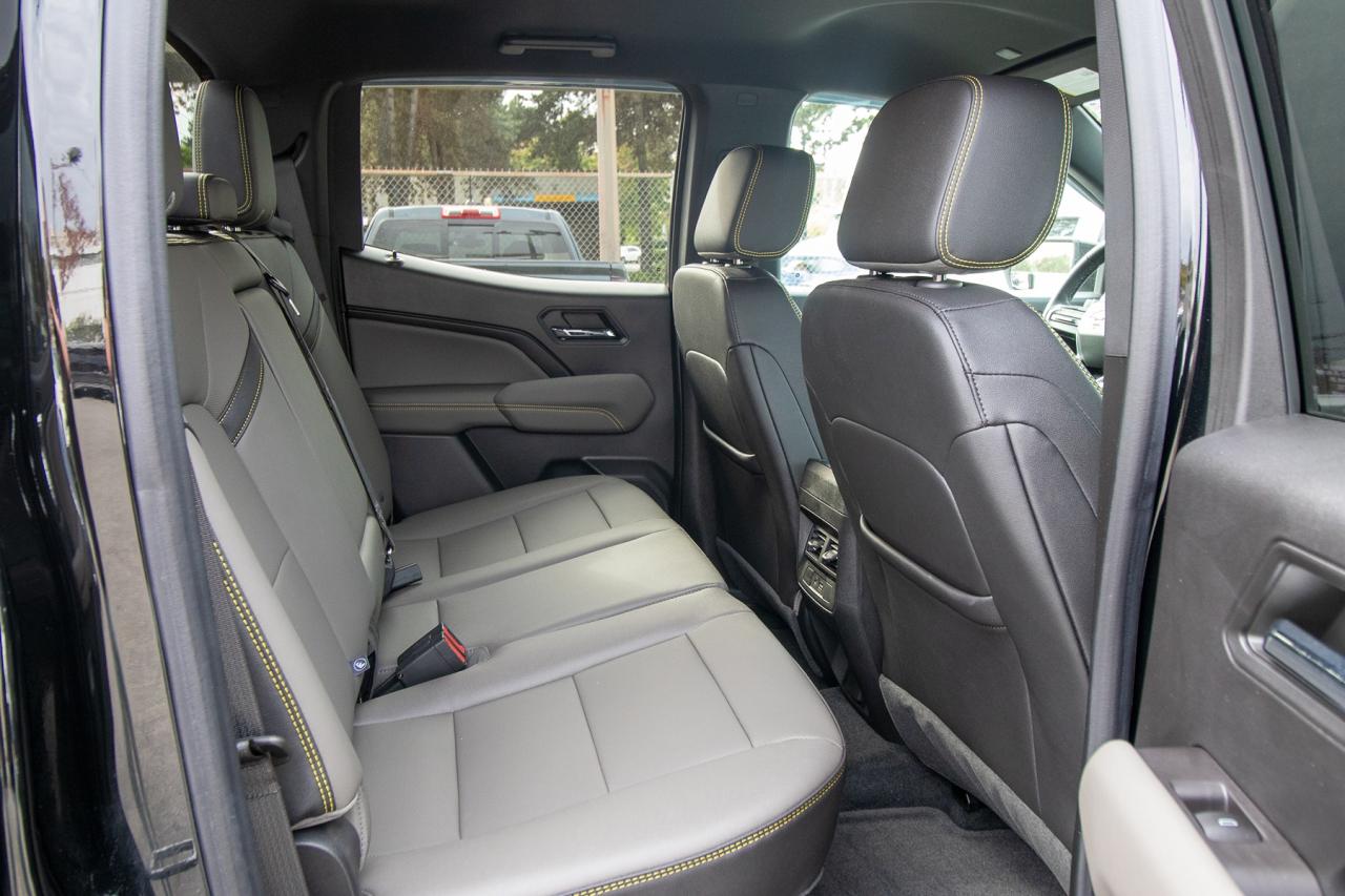 2023 Chevrolet Colorado 4WD Crew Cab ZR2 Photo5