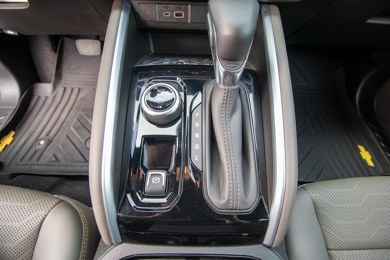 2023 Chevrolet Colorado 4WD Crew Cab ZR2 Photo5