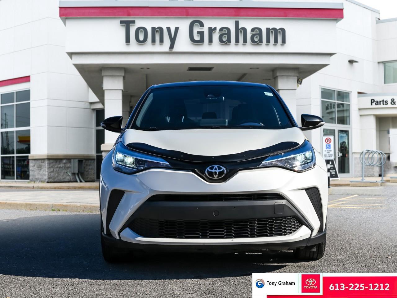 2021 Toyota C-HR XLE Premium Photo