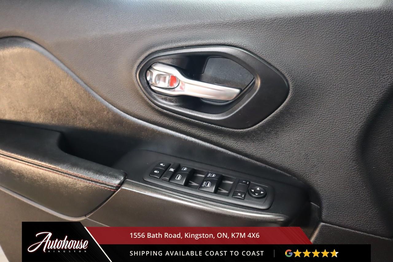 2019 Jeep Cherokee Trailhawk WI-FI HOTSPOT - REMOTE START Photo