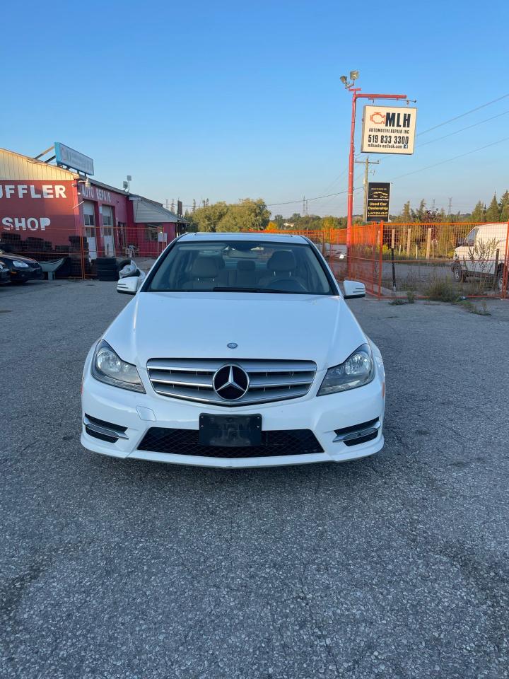 2013 Mercedes-Benz C-Class C 300 - Photo #2