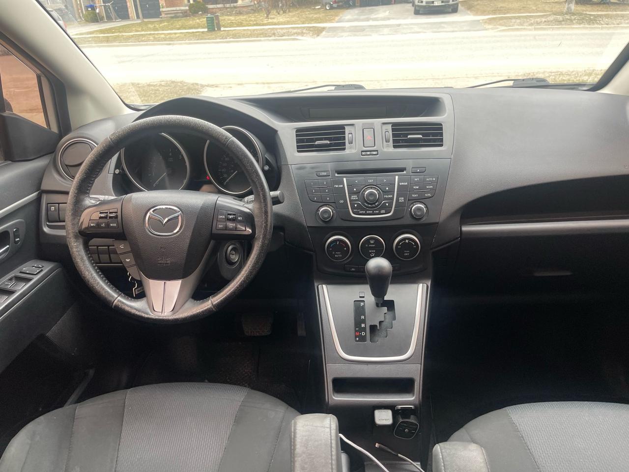 2015 Mazda MAZDA5 GS - Photo #12