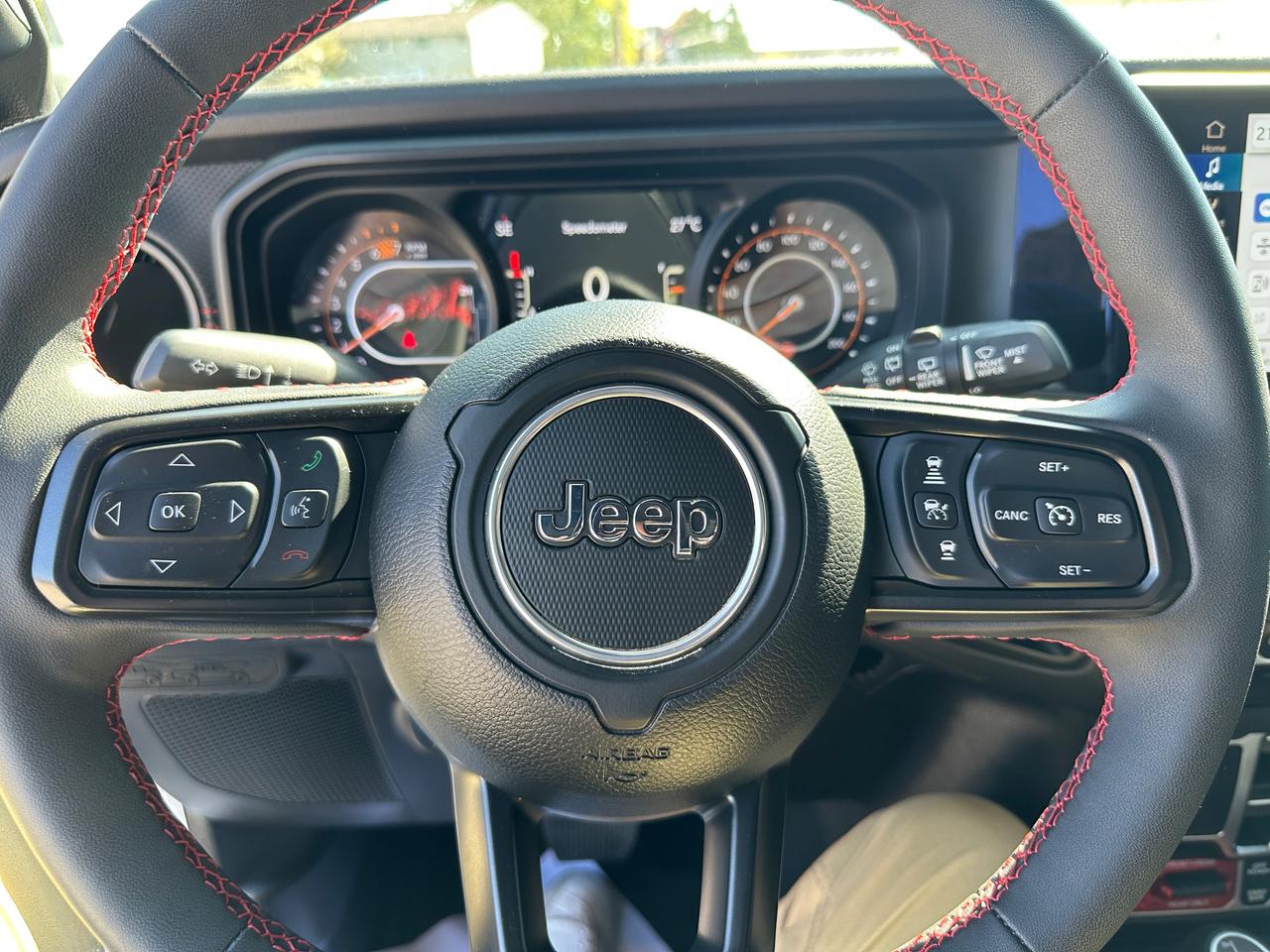 2024 Jeep Wrangler Rubicon X Photo