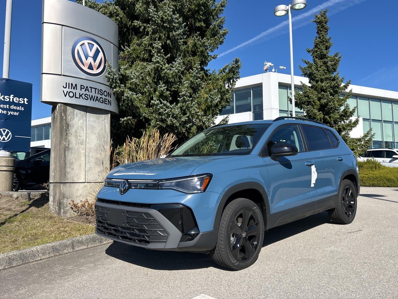 New 2026 Volkswagen Taos Comfortline Black Edition 4MOTION for sale in Surrey, BC