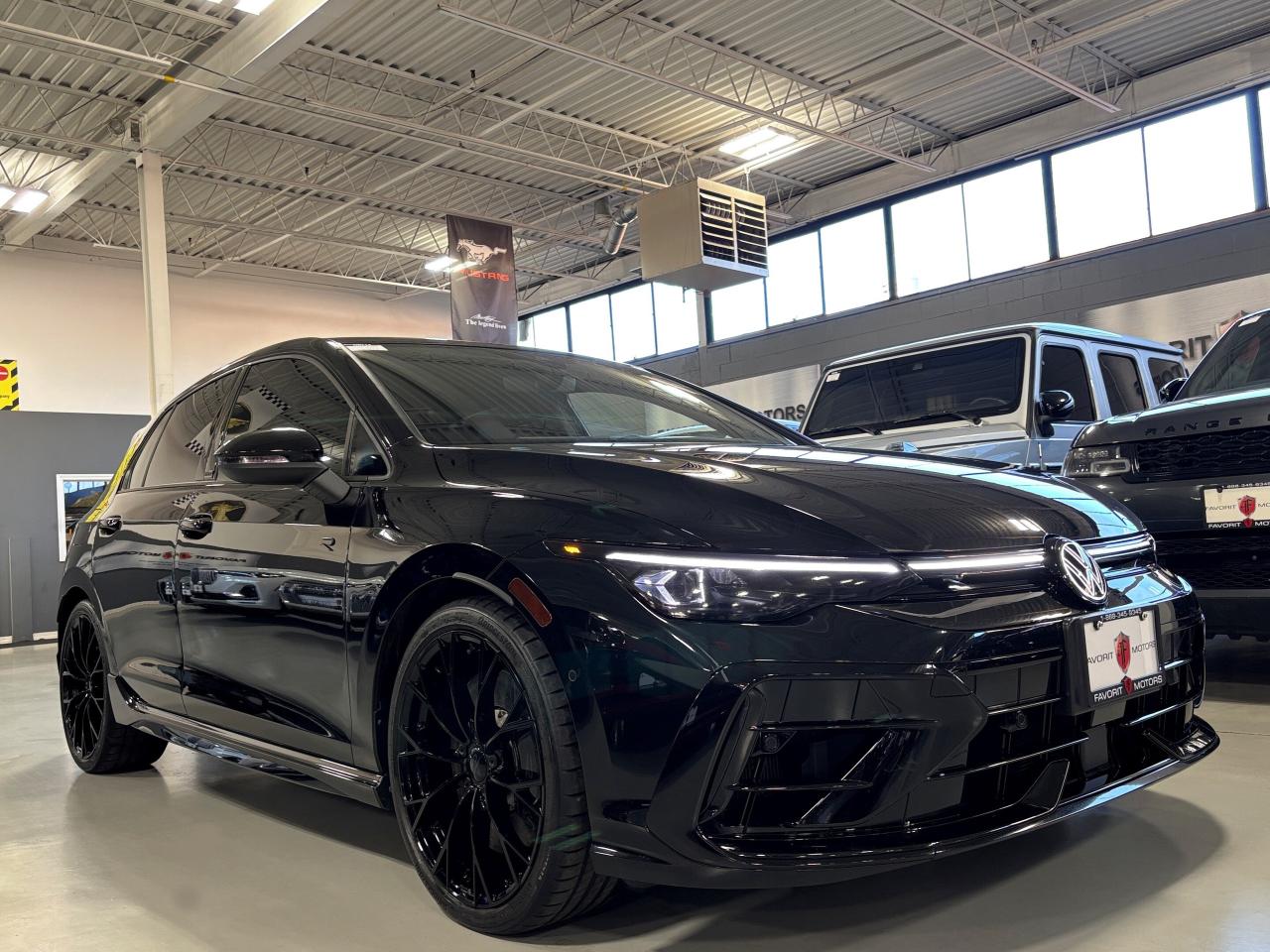 2025 Volkswagen Golf R Black Edition DSG|AWD|SUNROOF|NAV|HARMANKARDON|HUD - Photo #2