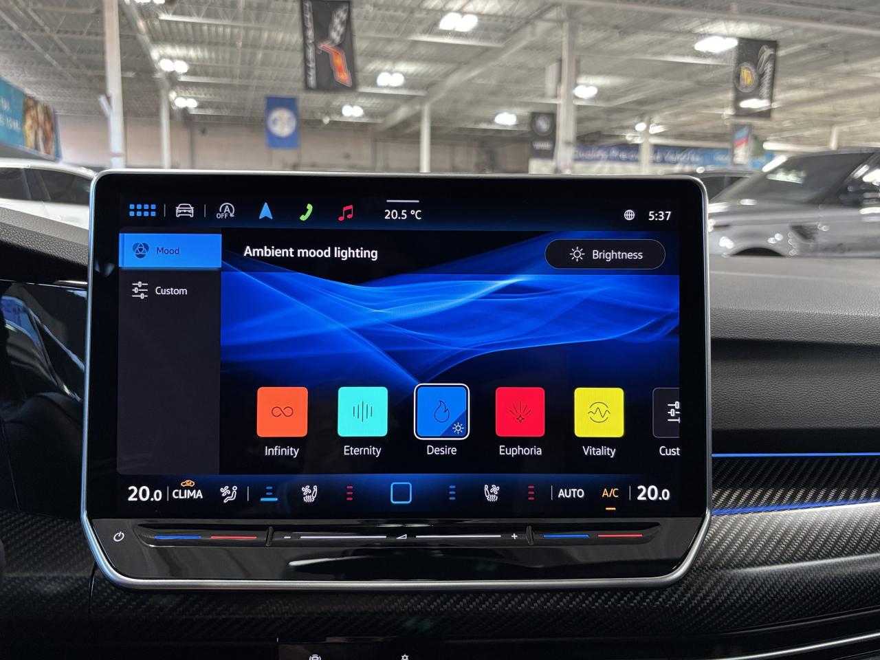 2025 Volkswagen Golf R Black Edition DSG|AWD|SUNROOF|NAV|HARMANKARDON|HUD - Photo #42