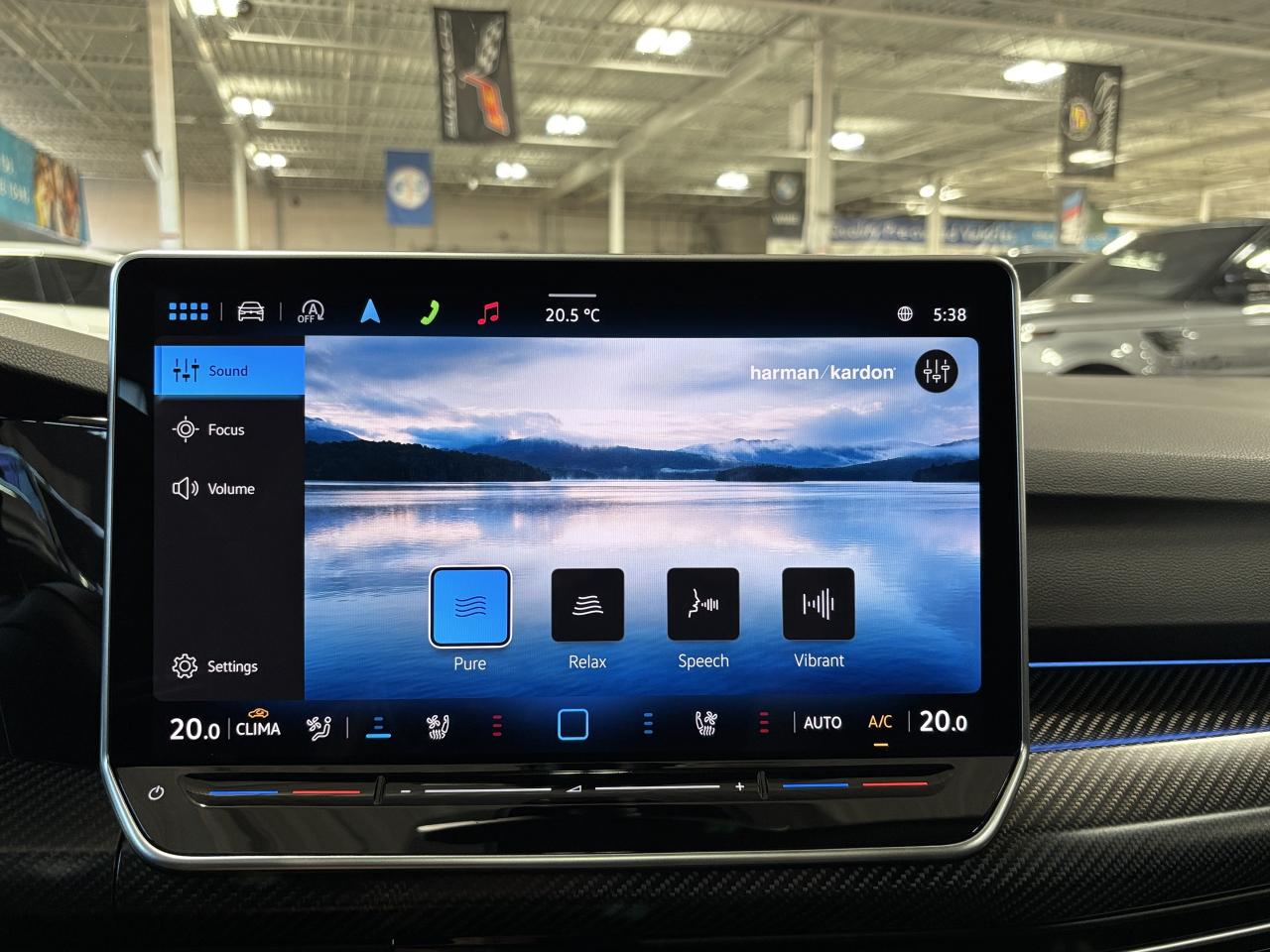 2025 Volkswagen Golf R Black Edition DSG|AWD|SUNROOF|NAV|HARMANKARDON|HUD - Photo #48