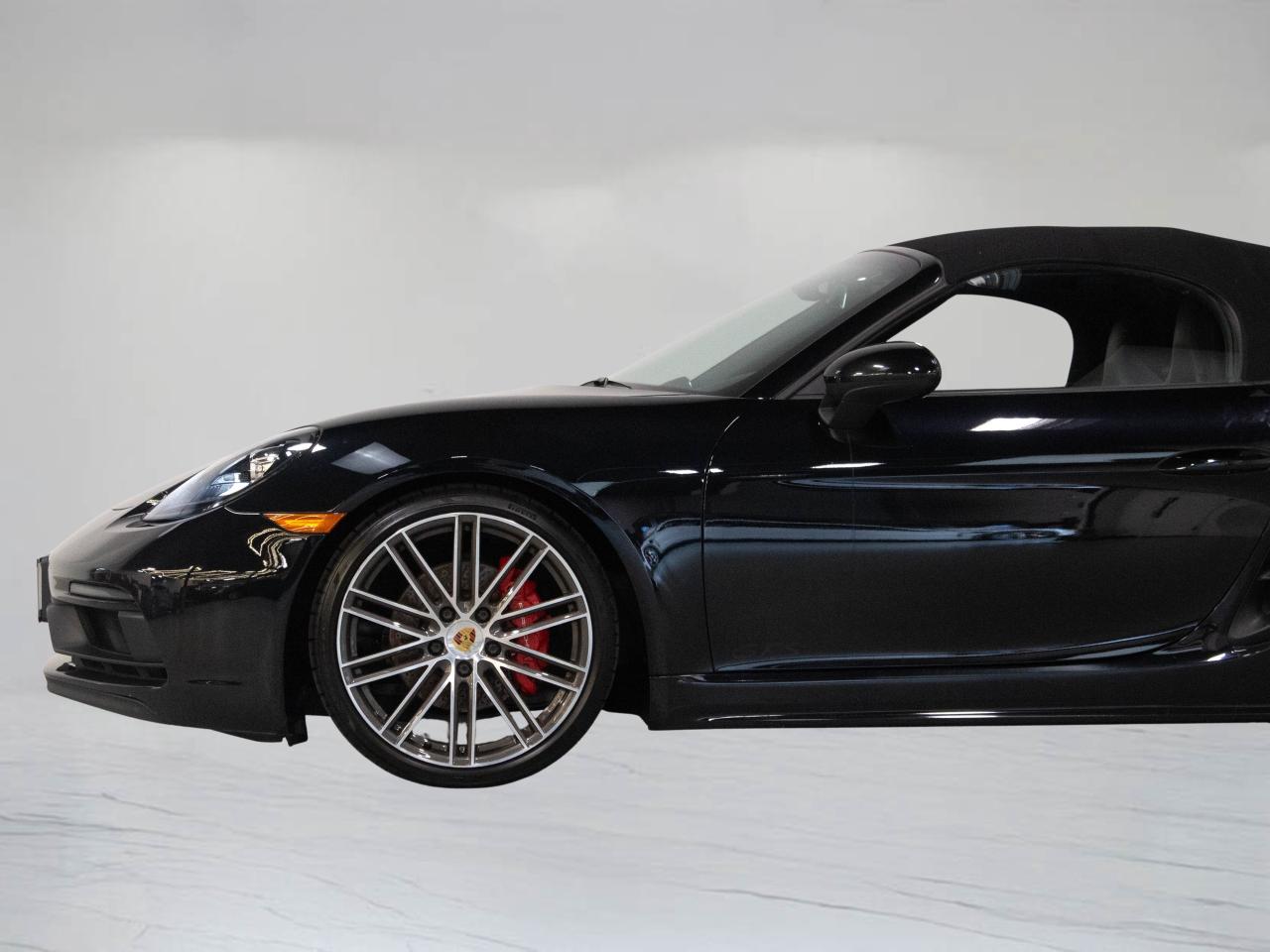 2018 Porsche Boxster 718 GTS | PREMIUM PLUS | BOSE | 20"RIM Photo