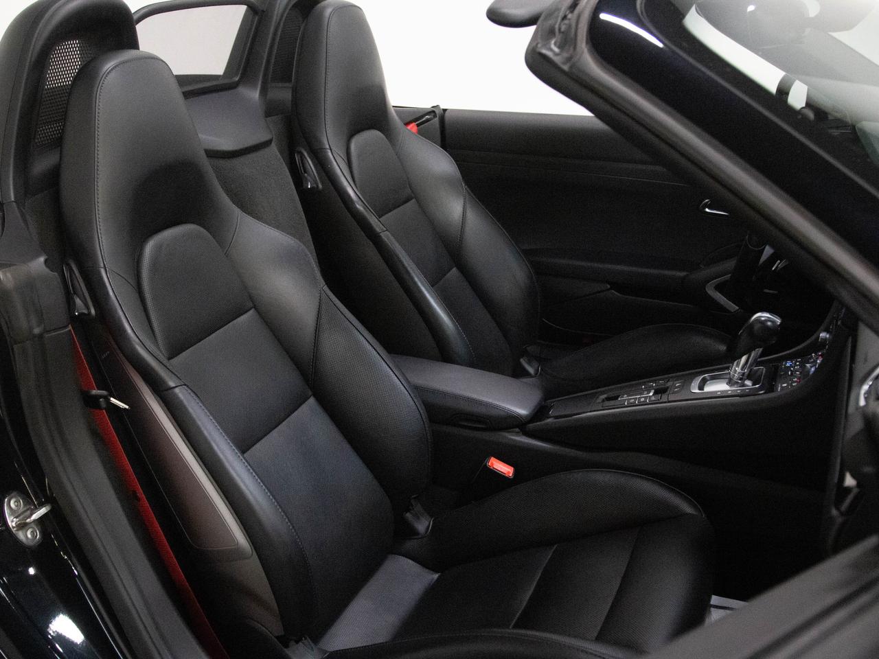 2018 Porsche Boxster 718 GTS | PREMIUM PLUS | BOSE | 20"RIM Photo
