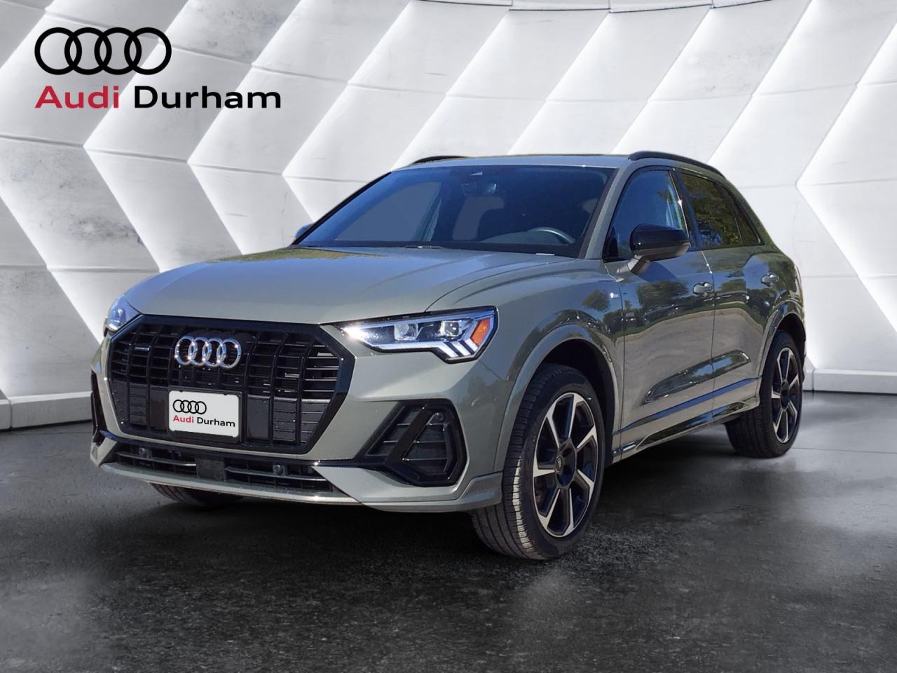 Used 2024 Audi Q3 2.0T Progressiv + Black Optics Pkg | CarPlay for sale in Whitby, ON
