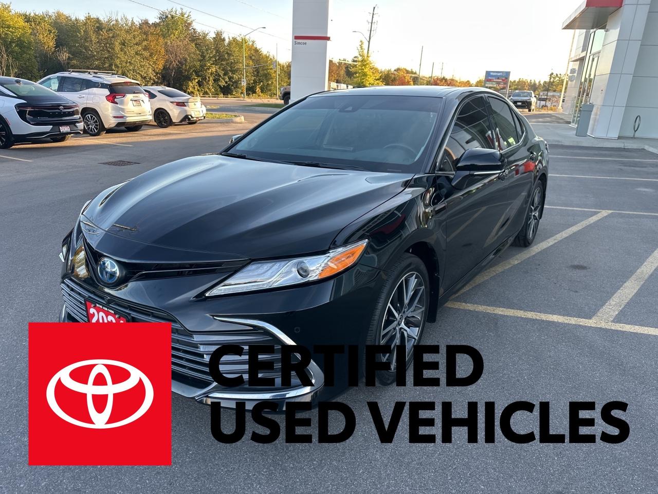 2024 Toyota Camry HYBRID XLE Photo0