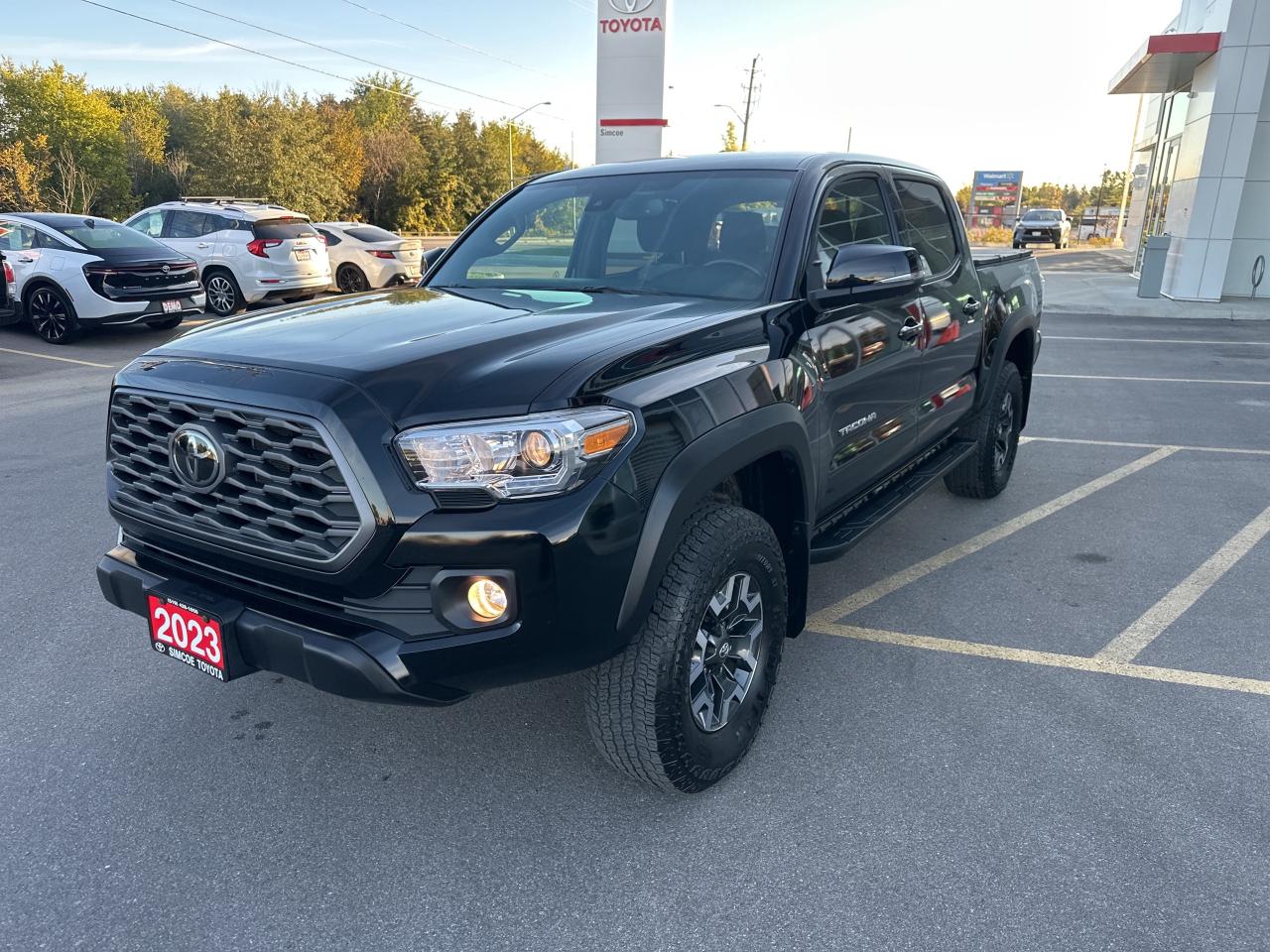 2023 Toyota Tacoma TRD Offroad Photo0