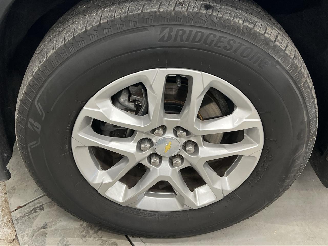 2021 Chevrolet Traverse LT AWD | 8-PASSENGER | CARPLAY | HTD SEATS |ALLOYS Photo