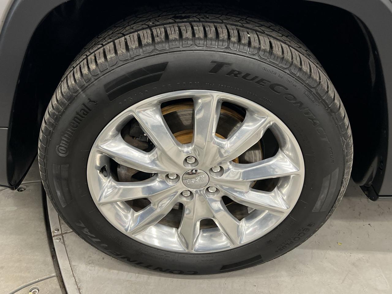 2016 Jeep Cherokee LIMITED AWD |V6 |COOLED LEATHER |PANO ROOF | NAV Photo