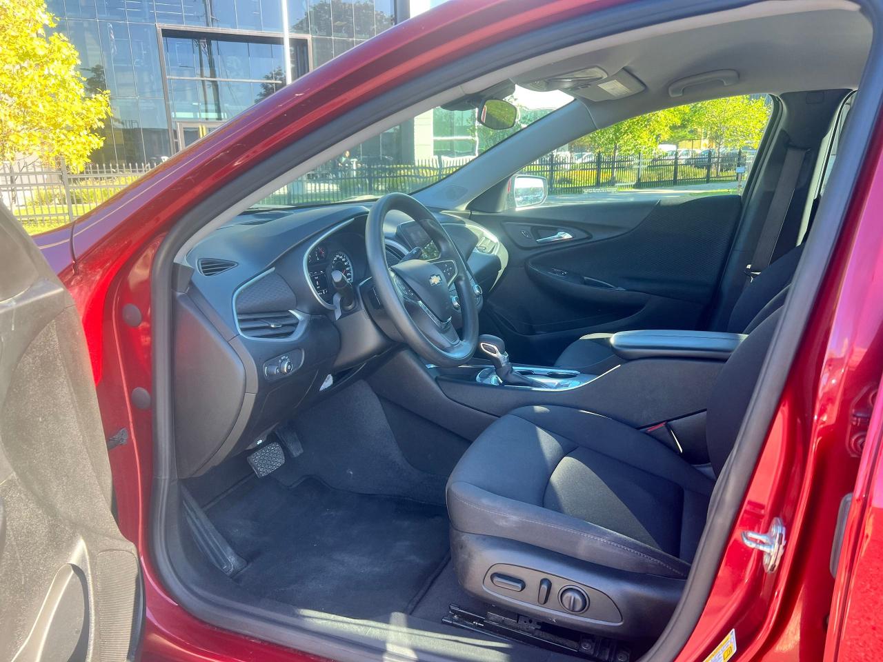 2023 Chevrolet Malibu 1LT - Photo #39