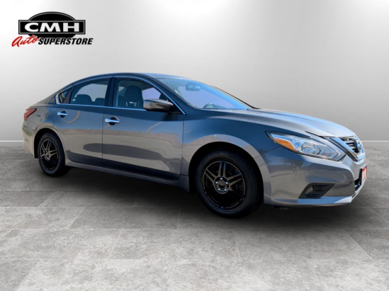 2018 Nissan Altima S  **CAM - BLUETOOTH - HTD SEATS** Photo