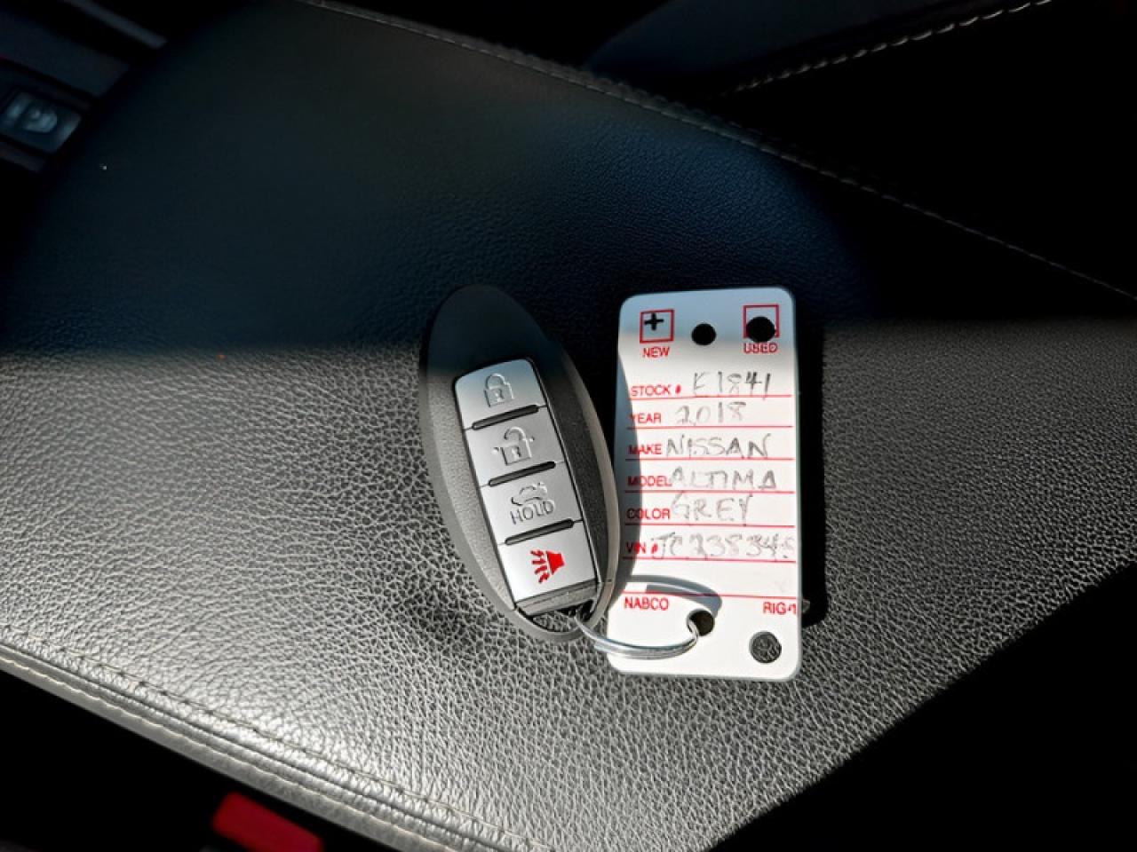 2018 Nissan Altima S  **CAM - BLUETOOTH - HTD SEATS** Photo