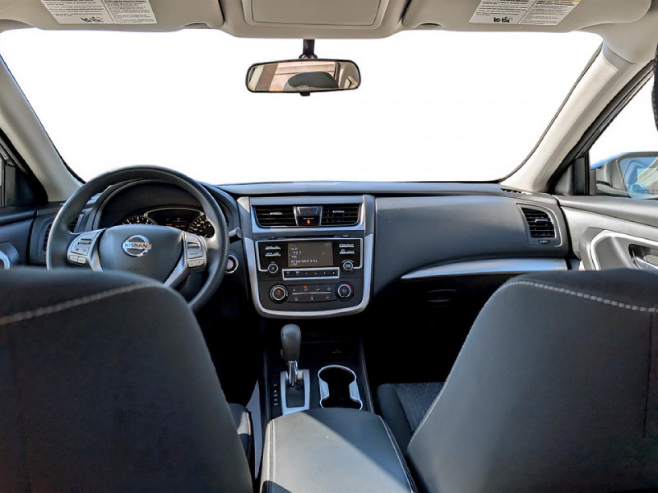 2018 Nissan Altima S  **CAM - BLUETOOTH - HTD SEATS** Photo