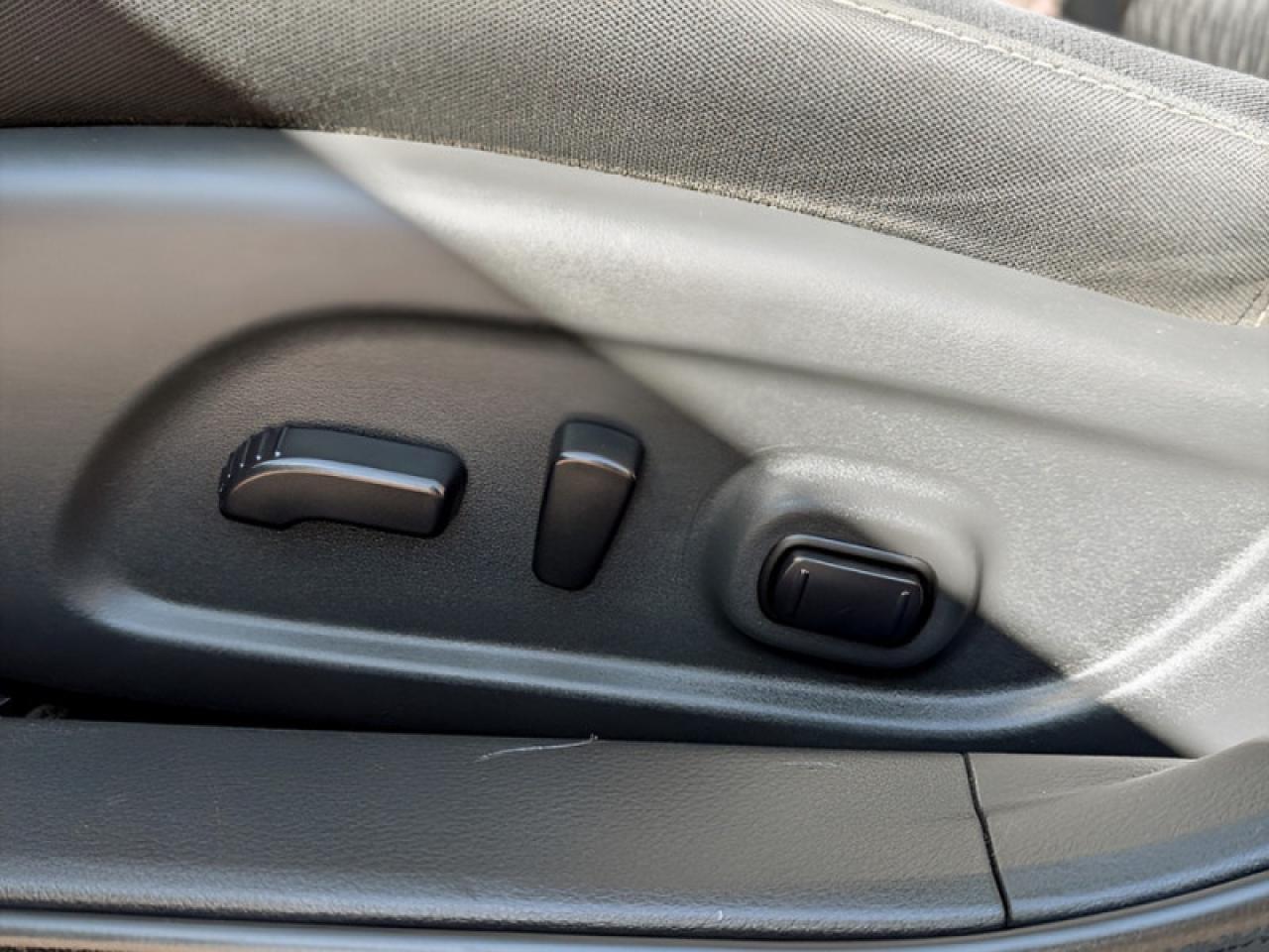 2018 Nissan Altima S  **CAM - BLUETOOTH - HTD SEATS** Photo