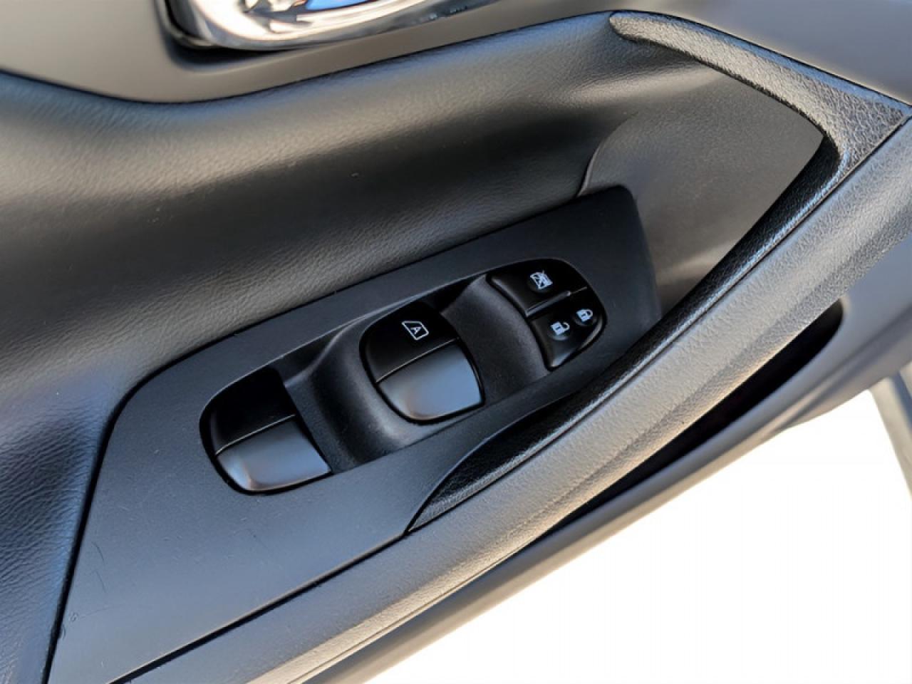 2018 Nissan Altima S  **CAM - BLUETOOTH - HTD SEATS** Photo