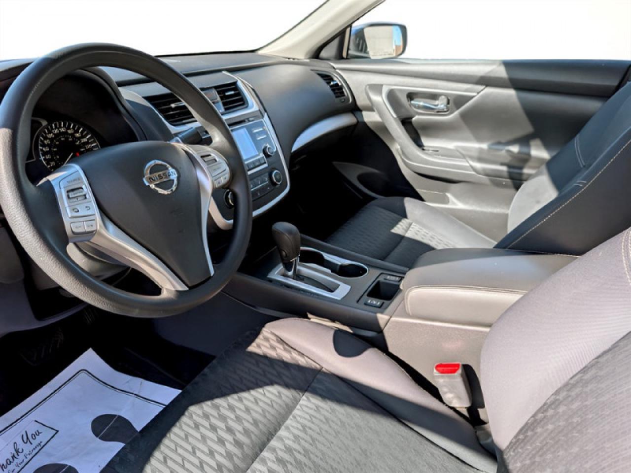 2018 Nissan Altima S  **CAM - BLUETOOTH - HTD SEATS** Photo