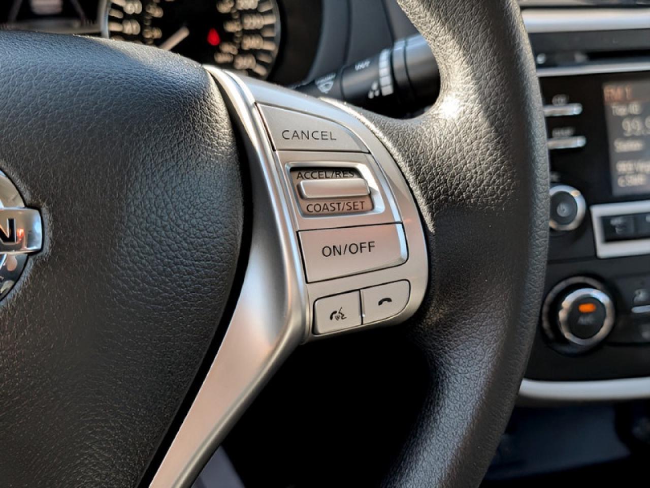 2018 Nissan Altima S  **CAM - BLUETOOTH - HTD SEATS** Photo