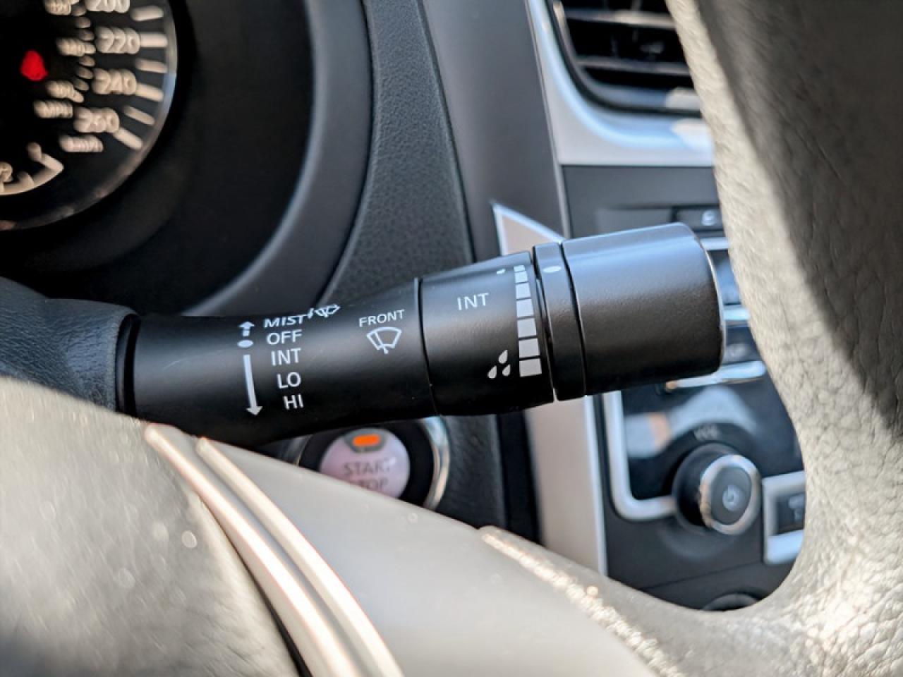 2018 Nissan Altima S  **CAM - BLUETOOTH - HTD SEATS** Photo