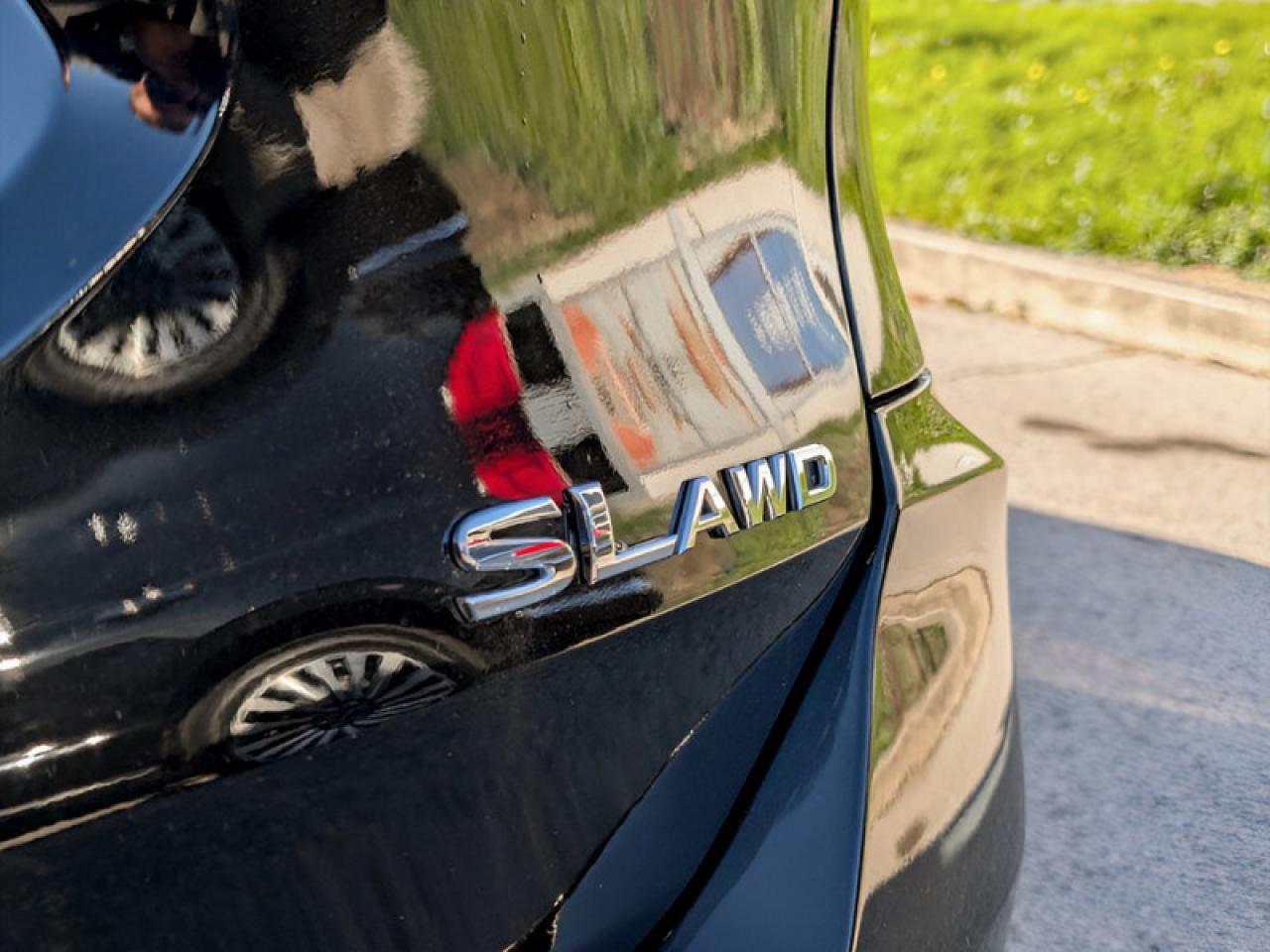 2017 Nissan Rogue SL Platinum  **360 CAM - PANO ROOF** Photo