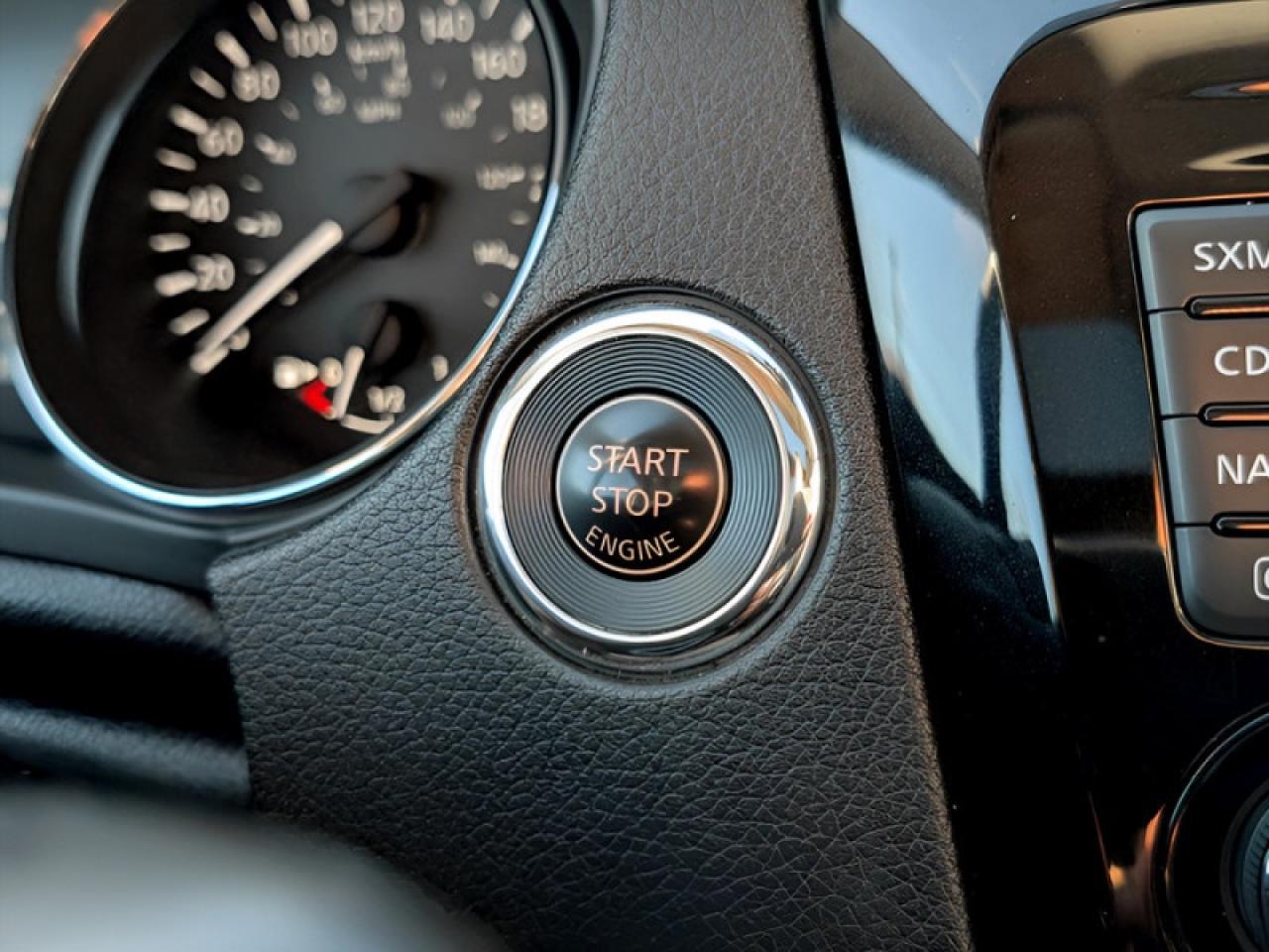 2017 Nissan Rogue SL Platinum  **360 CAM - PANO ROOF** Photo