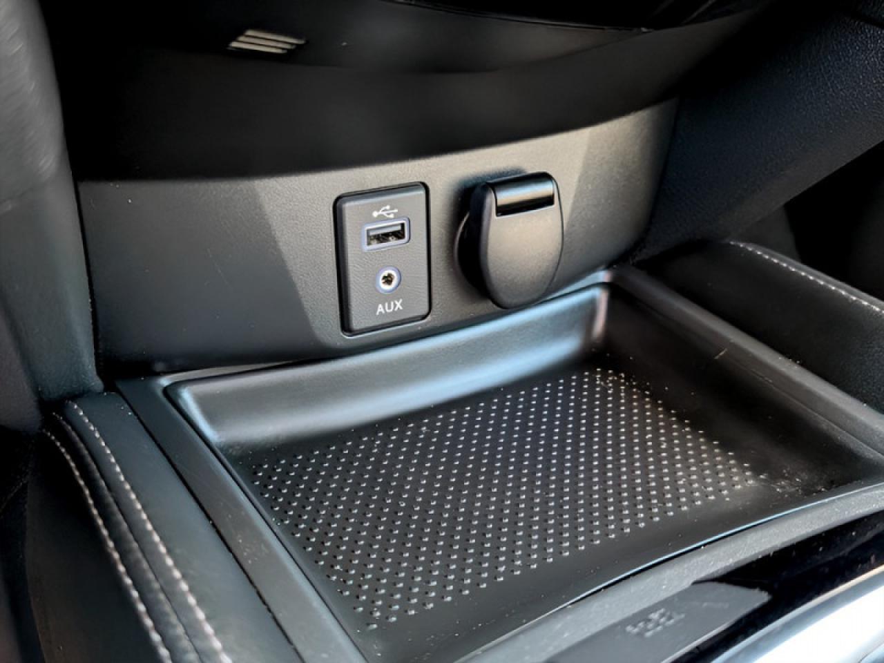 2017 Nissan Rogue SL Platinum  **360 CAM - PANO ROOF** Photo