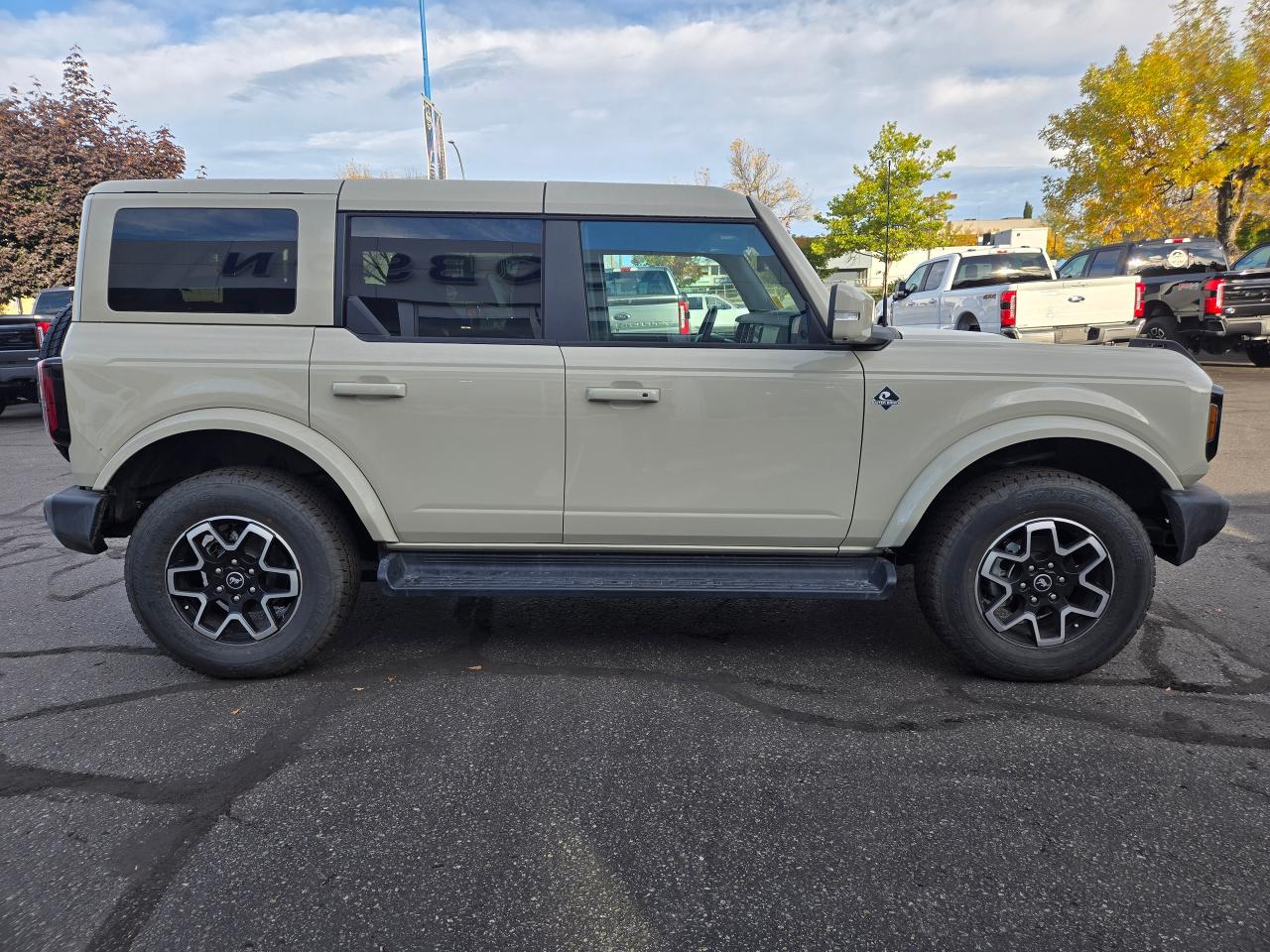 2025 Ford Bronco Outer Banks Photo