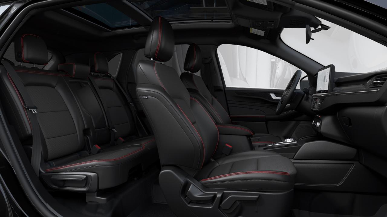 2025 Ford Escape ST-Line Photo5