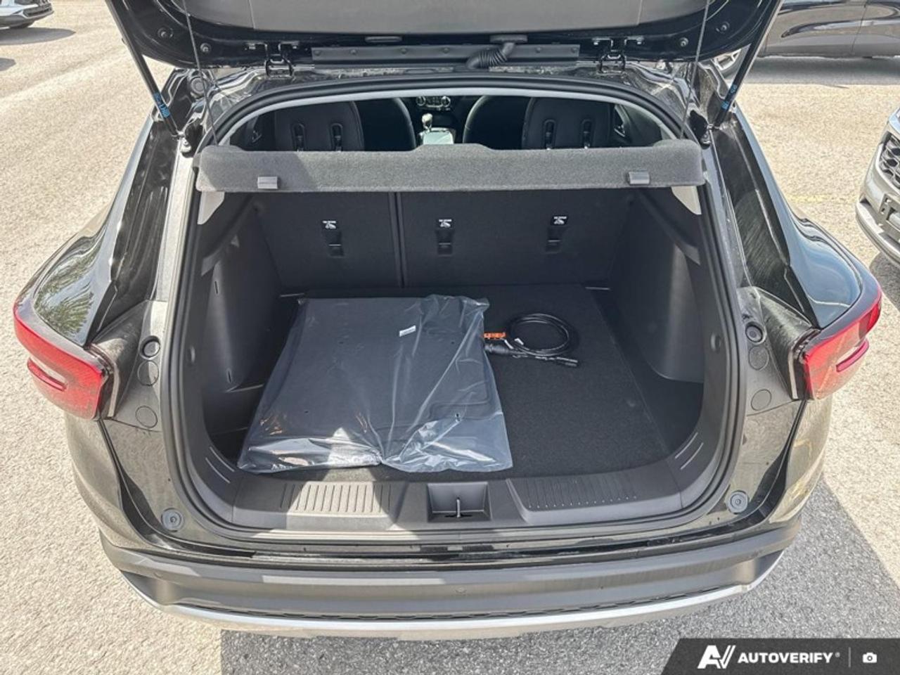 2026 Chevrolet Trax LT  - Heated Seats -  Remote Start Photo