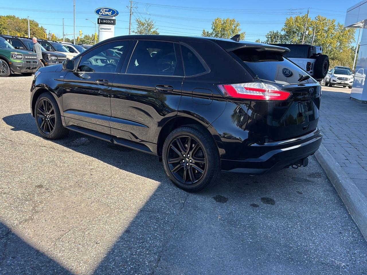 2024 Ford Edge ST Line Photo5