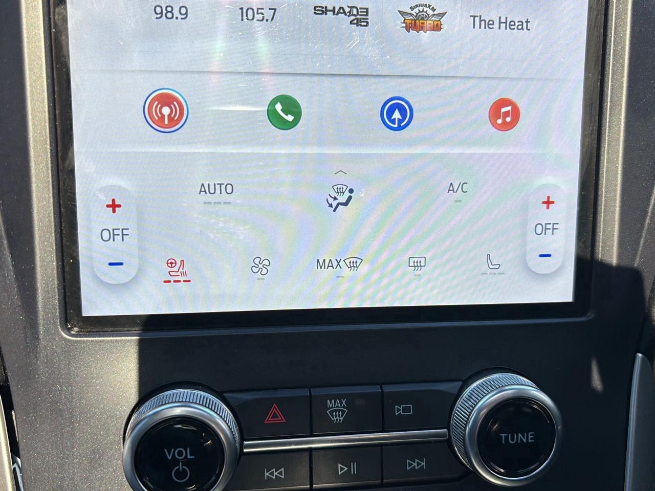 2024 Ford Edge ST Line Photo5