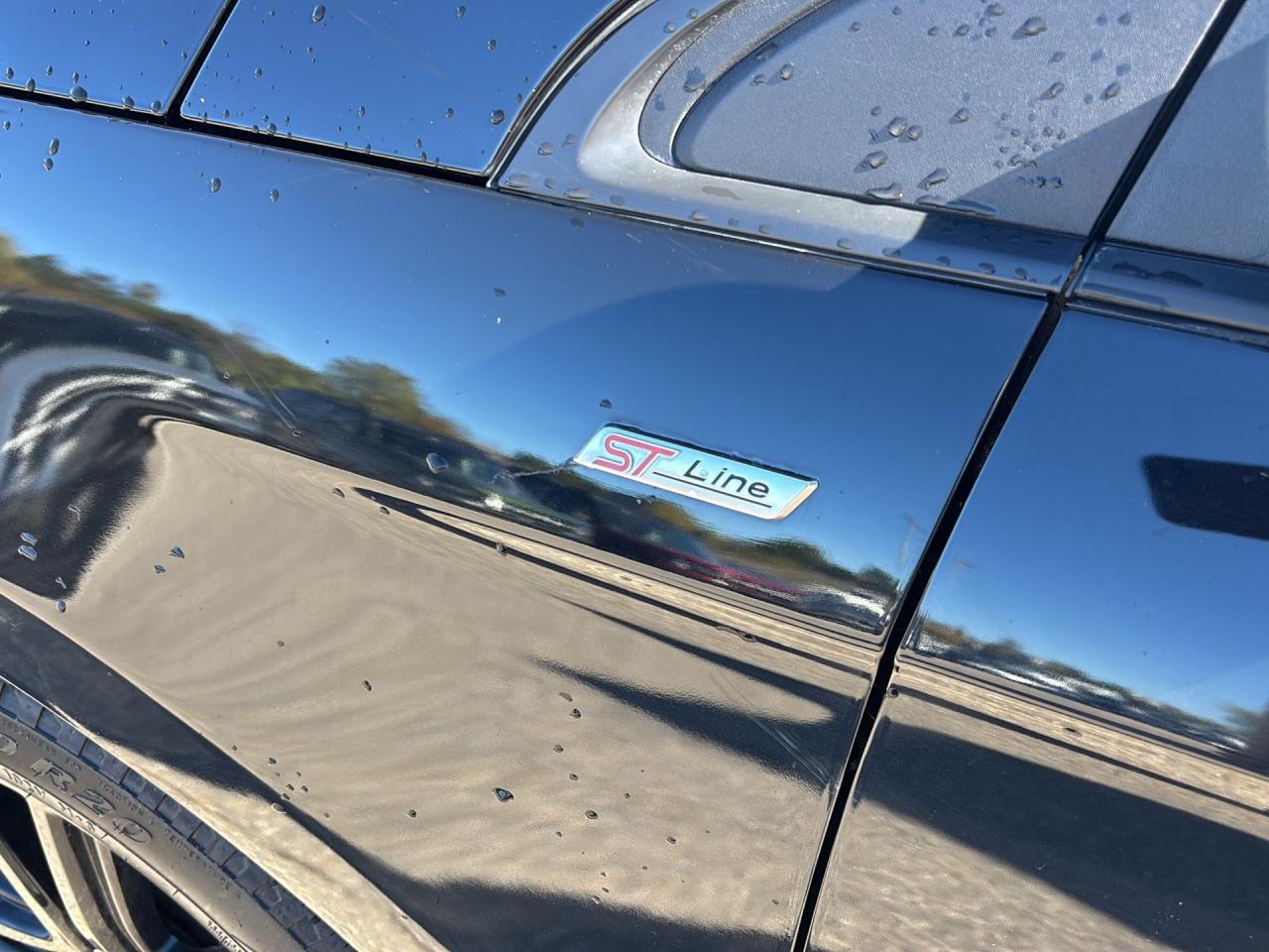 2024 Ford Edge ST Line Photo5