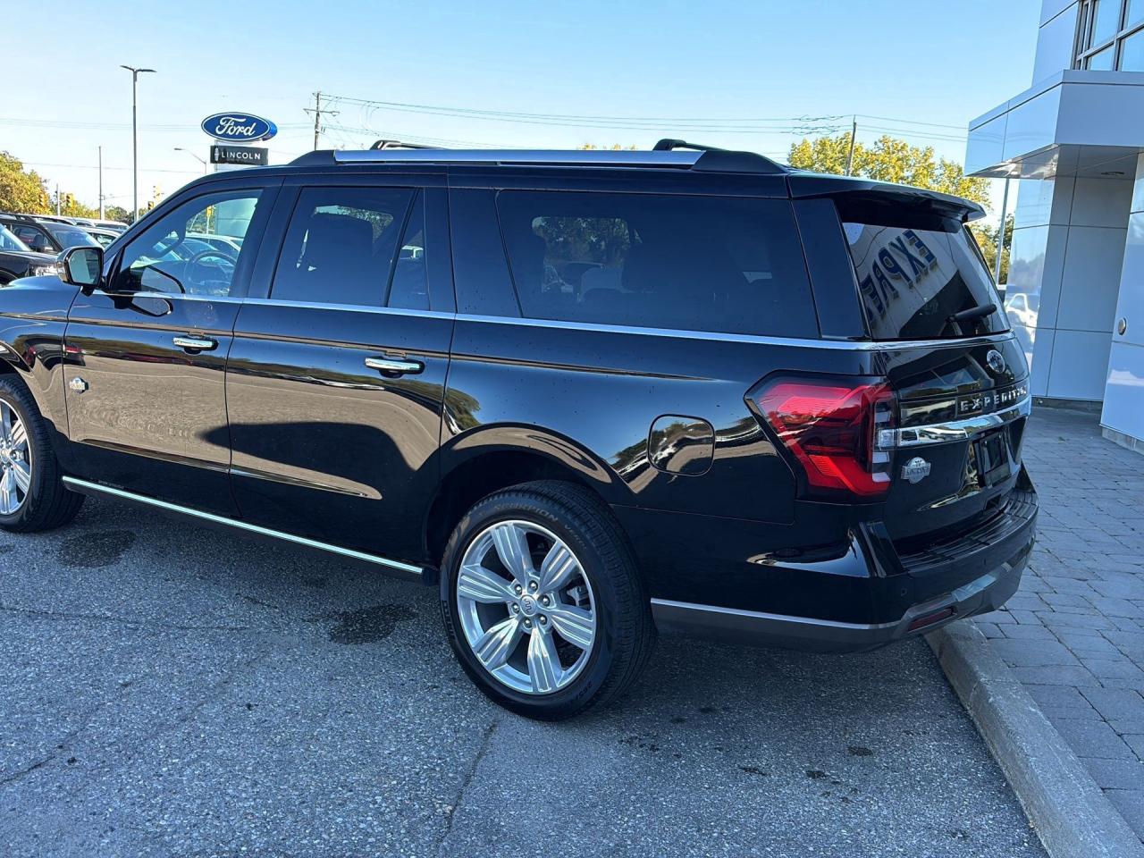 2024 Ford Expedition King Ranch Max Photo5