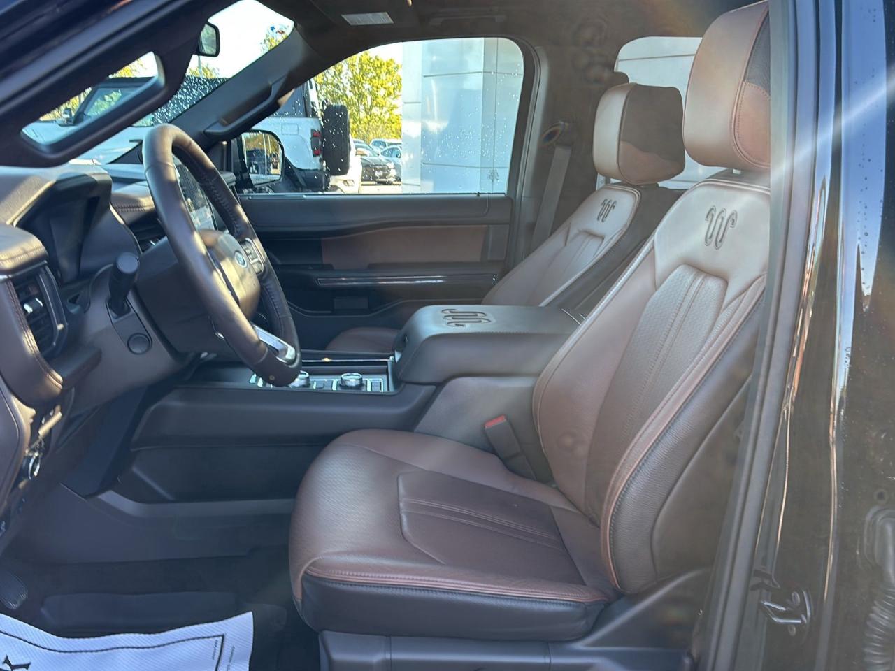 2024 Ford Expedition King Ranch Max Photo5