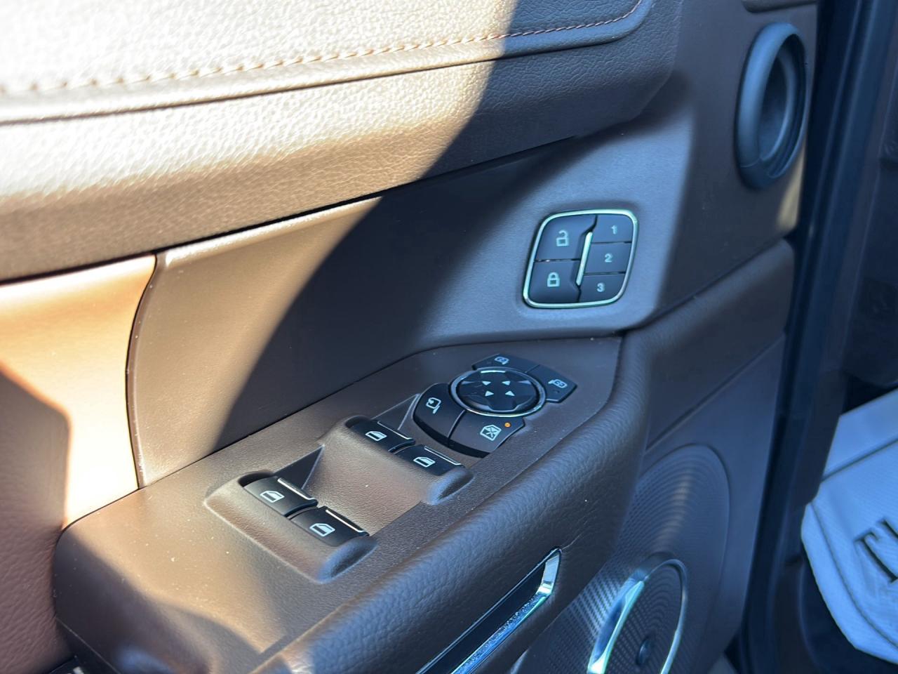 2024 Ford Expedition King Ranch Max Photo5