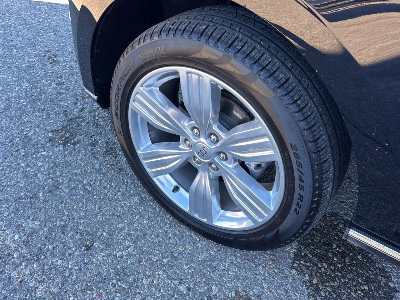 2024 Ford Expedition King Ranch Max Photo5