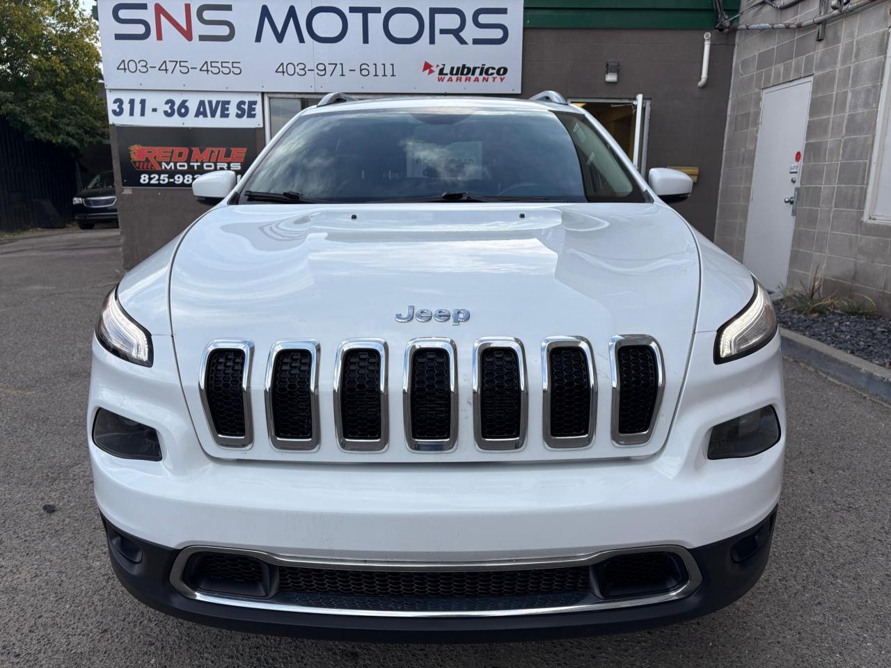 Used 2015 Jeep Cherokee 4WD 4Dr Limited for sale in Calgary, AB