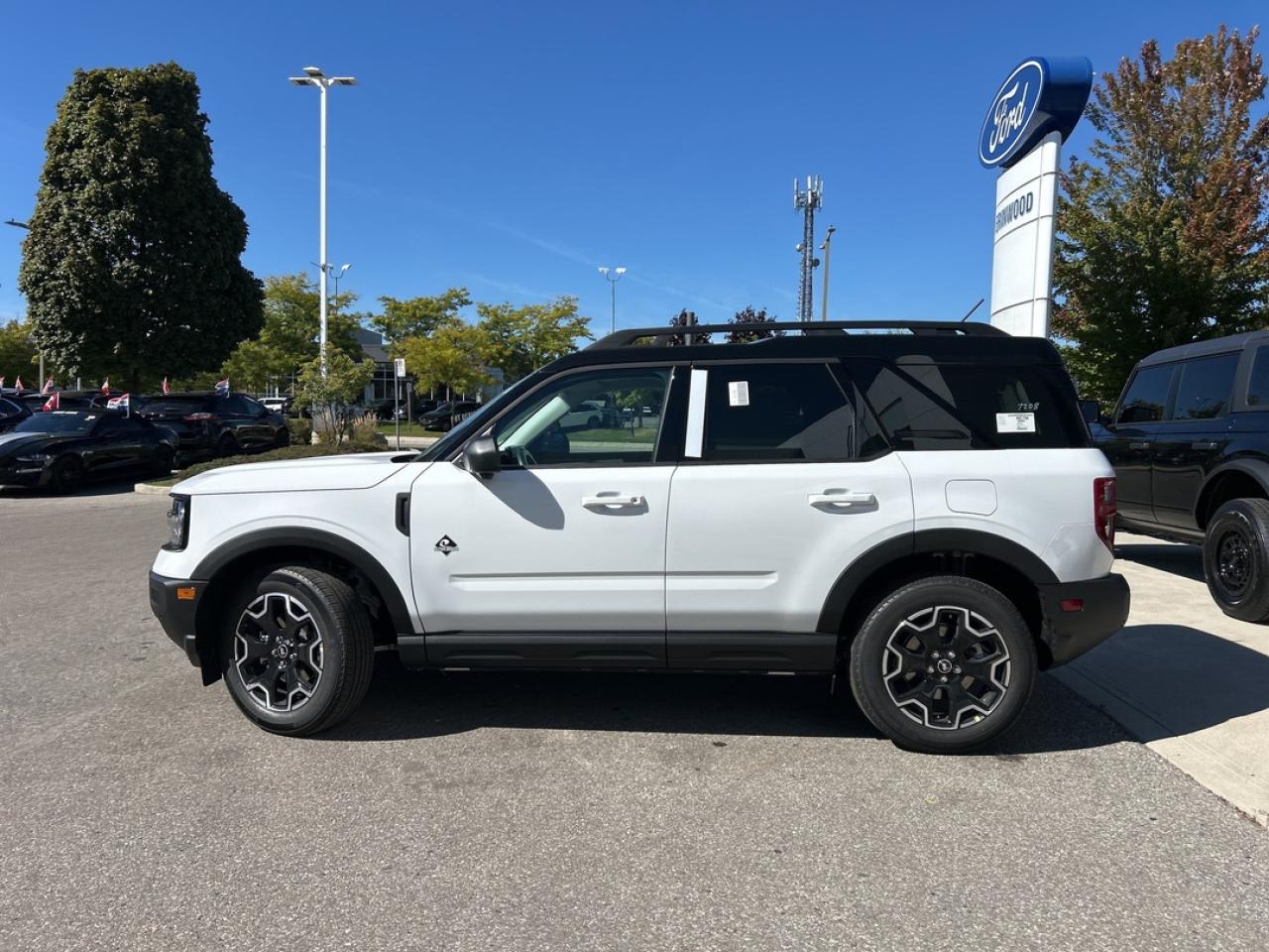 2026 Chevrolet Traverse LT Photo