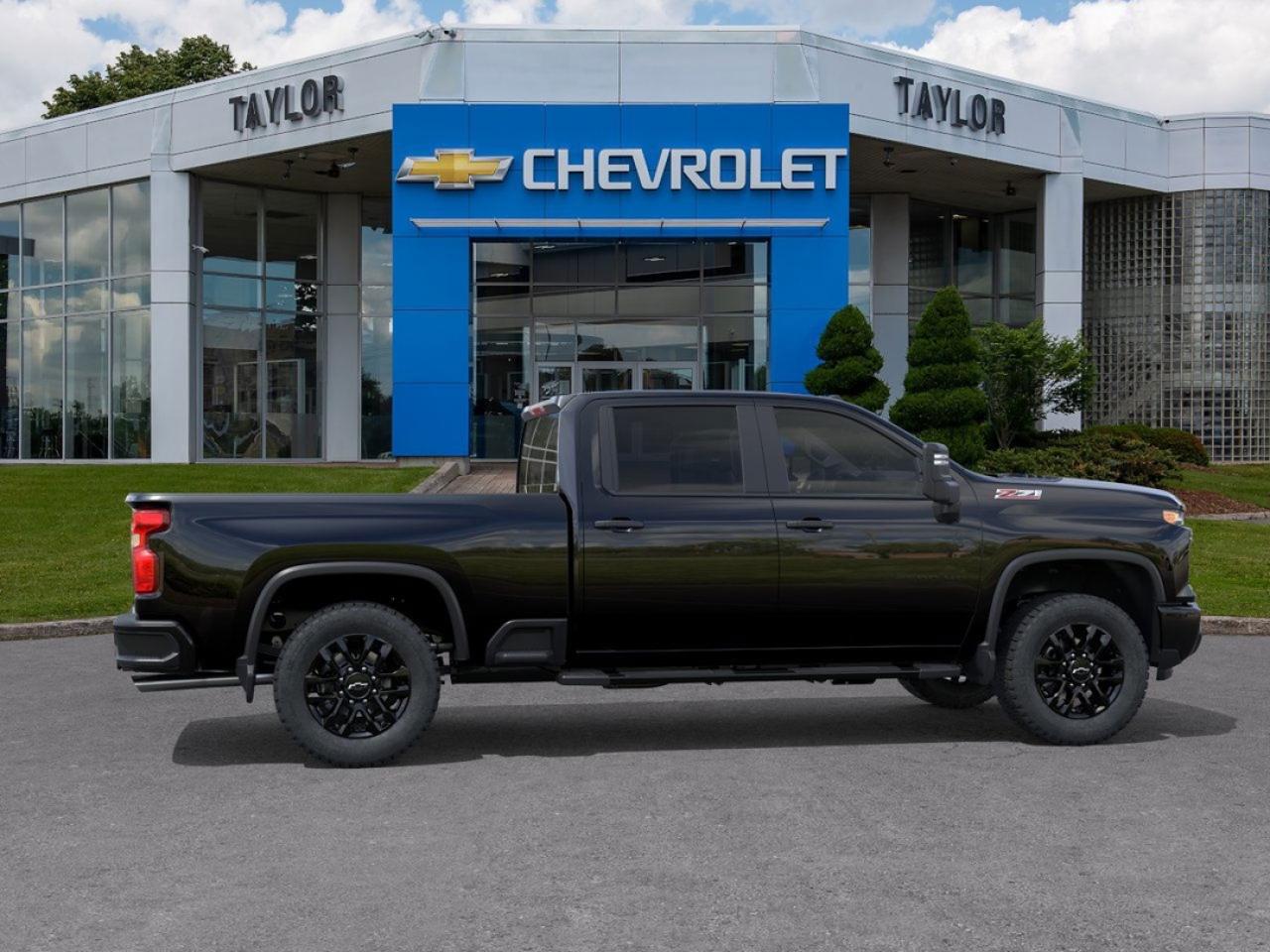 2026 Chevrolet Silverado 2500 HD Custom Photo4