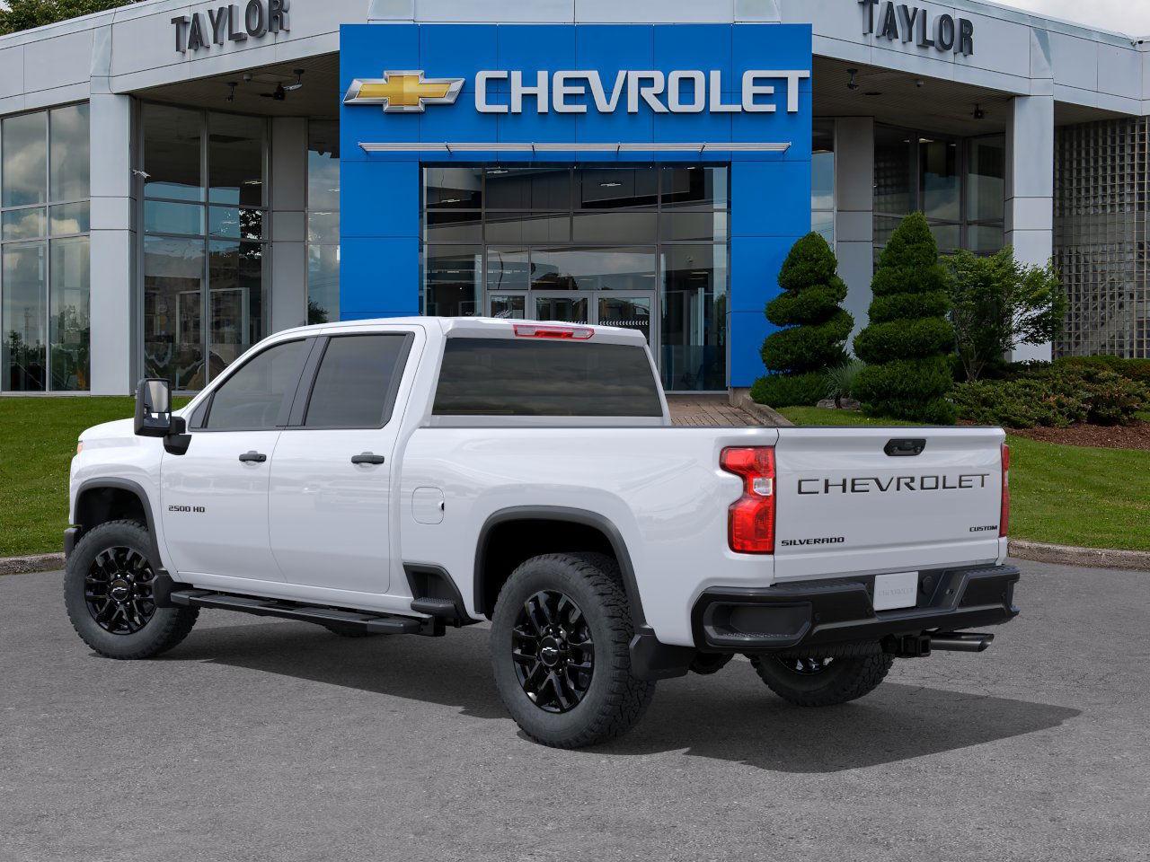 2026 Chevrolet Silverado 2500 HD Custom Photo2