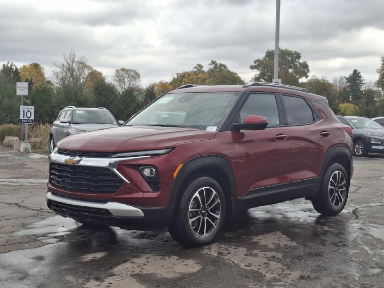Used 2024 Chevrolet TrailBlazer LT AWD | Heated Seats + Steering | Wireless CarPlay | Remote Start | Keyless Entry | HD Reverse Cam for sale in Guelph, ON