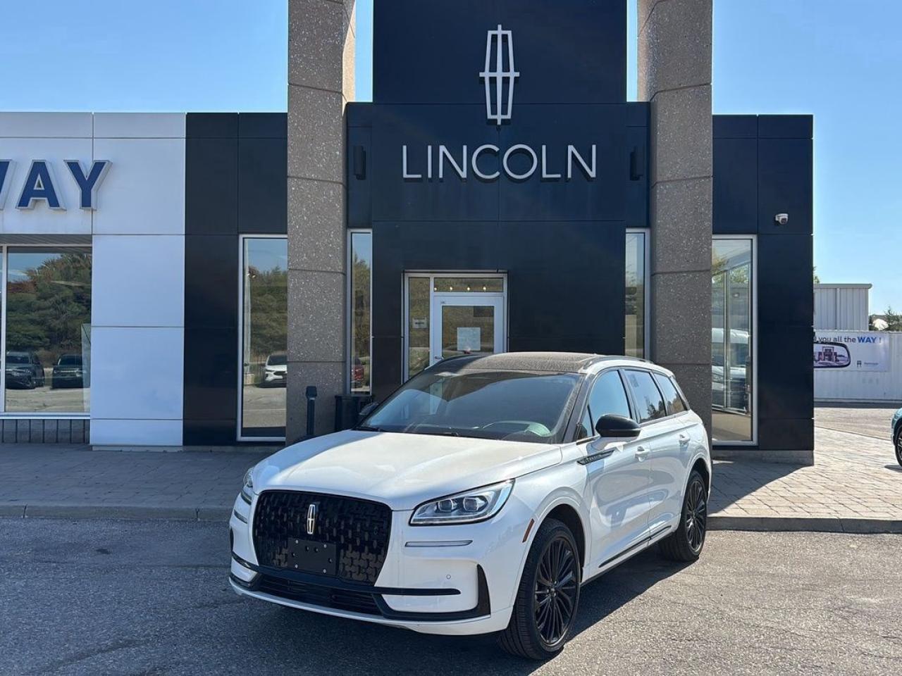 2025 Lincoln Corsair RESERVE, AWD, 2L JET PACK, HEADS-UP DISPLAY, 20'S! Photo0