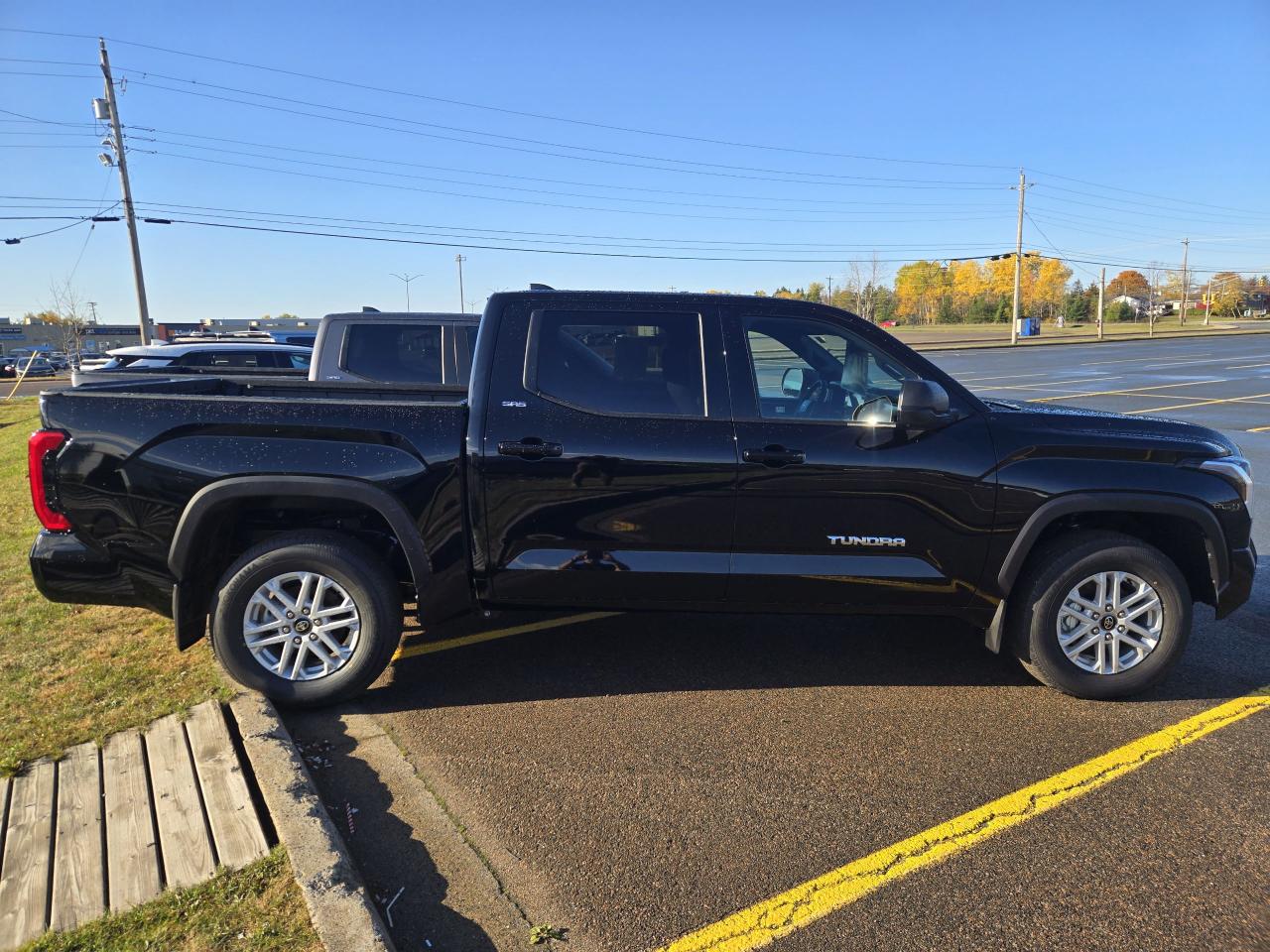 2026 Toyota Tundra SR5 Photo4