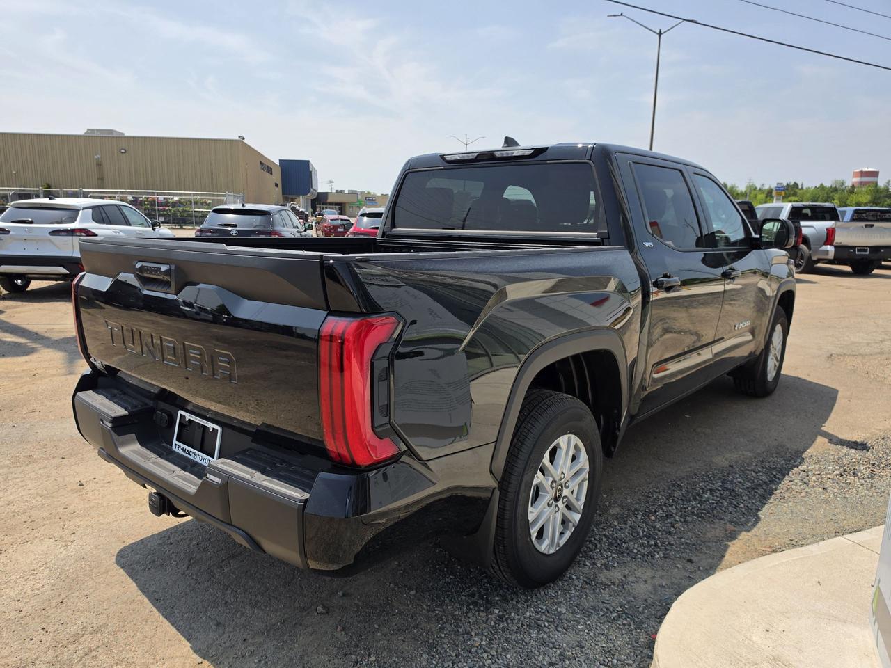 2026 Toyota Tundra SR5 Photo4
