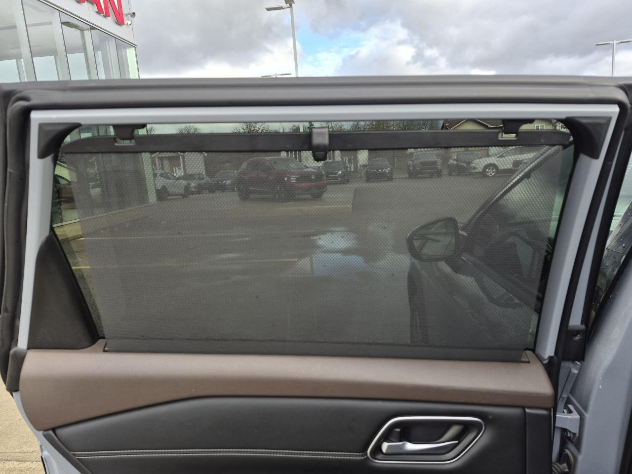 2021 Nissan Rogue SV PREMIUM Photo15