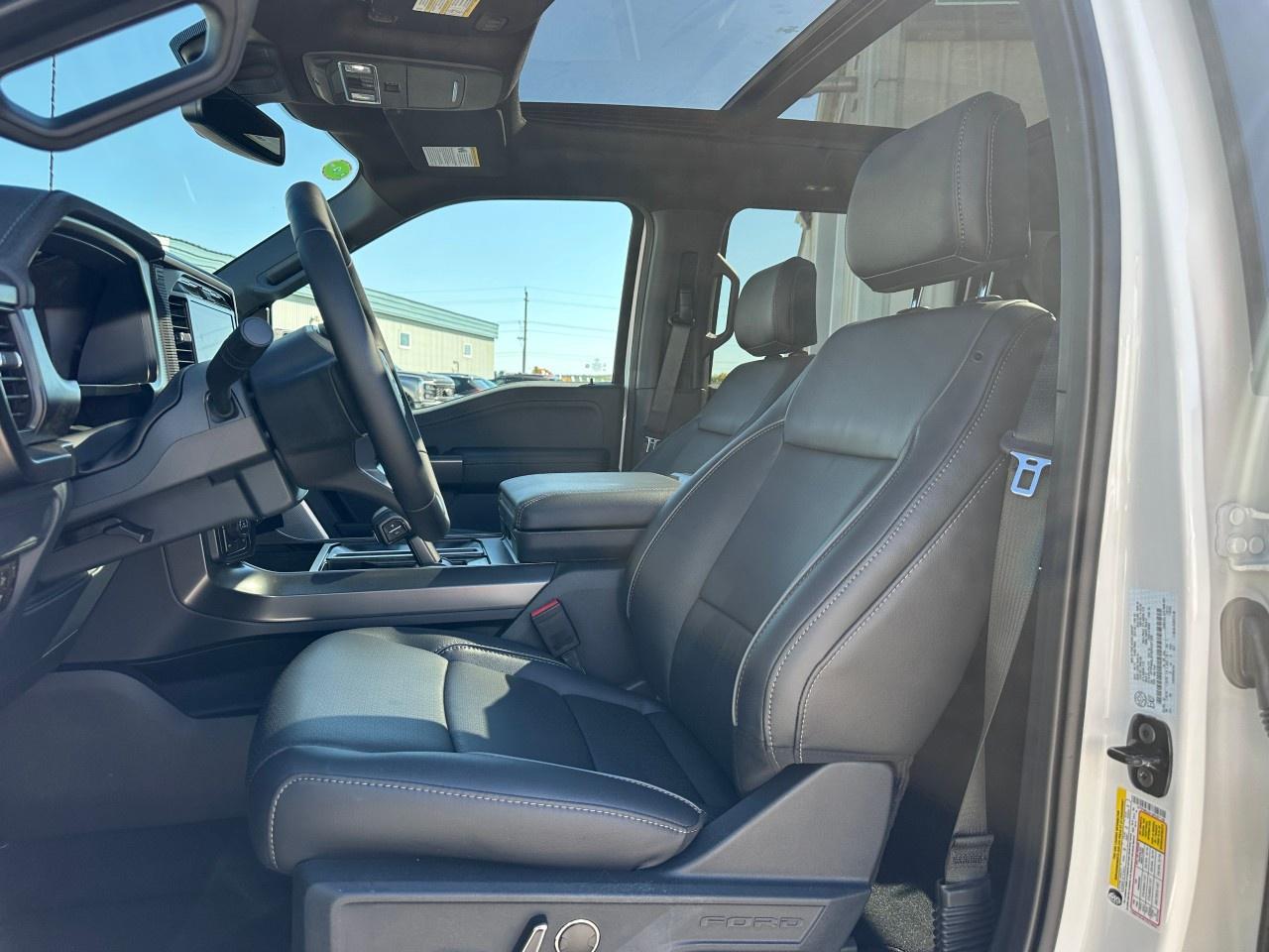 2025 Ford F-150 Lariat 4WD SuperCrew 5.5' Box Photo